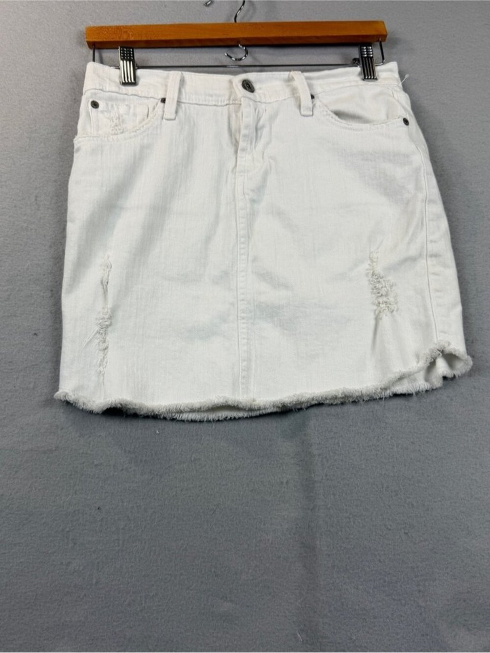 White Distressed Denim Mini Skirt Sz 26⛱ - Picture 3 of 3